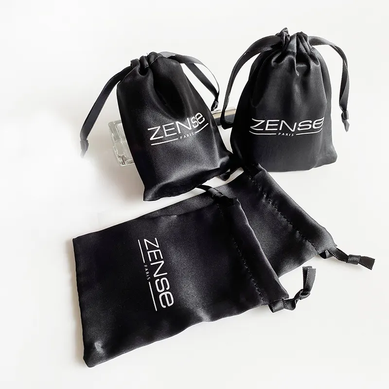 Custom Black Satin Drawstring Bag Silk Bundle Dust Hair Extension Bag com impressão do logotipo