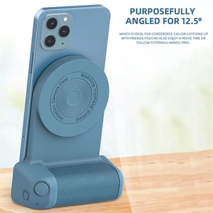 2024マグセーフハンドヘルドBluetoothリモートコントロールハンドルシャッター用磁気スナップグリップ電話ハンドグリップ1/4 "ネジ三脚マウント付き - Product Image 2