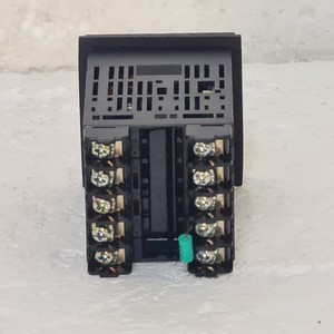 PLCプログラミングコントローラPlc E5CNC2MT500デジタル温度コントローラ - Product Image 2