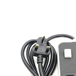 <strong>Socket</strong> <strong>with</strong> <strong>USB</strong> <strong>Multi</strong>-<strong>function</strong> Power Strip <strong>with</strong> Switch