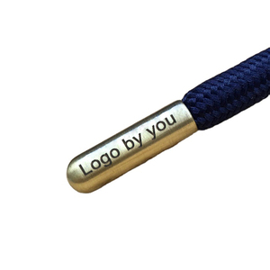 Fabrika fiyat özel kapşonlu Aglet halat Hoodie dize İpuçları pirinç Metal Aglets altın kazınmış logosu Metal Aglet için Hoodie dize