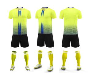 サッカージャージー子供のための有名なトップジャージーサッカーキットプレーヤーサッカーキット最高のサッカーTシャツキット