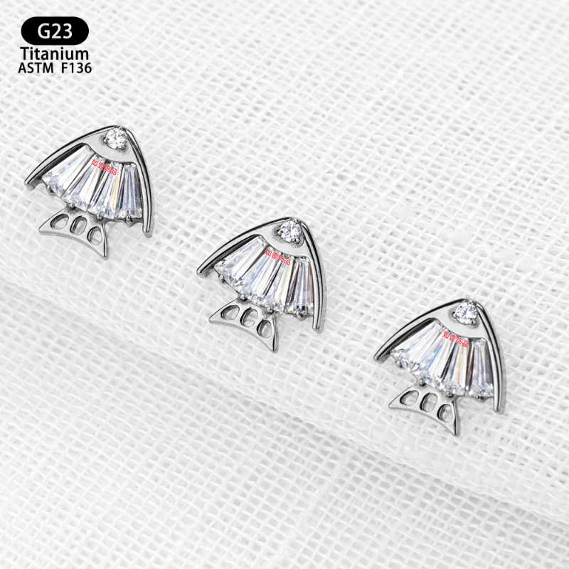 Titanium alloy natural color