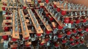 Free Shipping Circuit Breaker Copper <strong>Type</strong> Power Distributor Connector <strong>Busbar</strong> White - Product Image 5