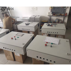 Sistema di controllo intelligente per l'automazione della fabbrica PLC/VFD con funzione di monitoraggio remoto per l'aggiornamento della linea di produzione