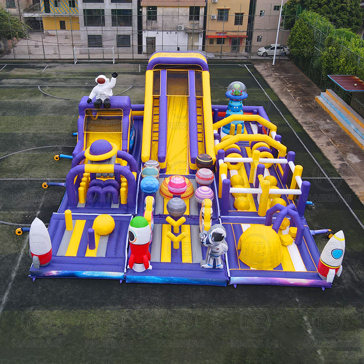 20mx15m / 300 Square Meters