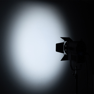 Fabrika satış 50W LED ayarlanabilir 25-80 ° ışın açısı ile Fresnel Spot ışık sahne gösterisi sergi için 2700-6500K profil Spot - Product Image 5