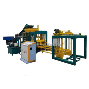La máquina de bloques hidráulica automática completa de incluye mezclador, transportador, fabricante de ladrillos host, apilador - Product Image 2