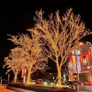 Wasserdichte LED-Lichterketten für den Außenbereich mit 8 Modi IP65-Bewertung für Weihnachts baum-und Garten dekorationen - Product Image 2