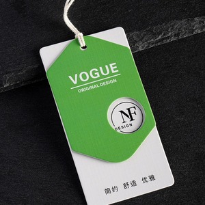 Etiquetas colgantes de papel con logotipo impreso personalizado, conjunto de etiquetas de columpio para ropa de lujo, diseño de Pin de cuerda elástica, etiquetas colgantes para ropa - Product Image 2