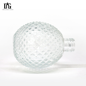 Bóng hình dạng tùy chỉnh khắc 300ml 200ml 100ml chai thủy tinh với Stopper bằng gỗ cho Gin Tequila Whisky Vodka rum - Product Image 4