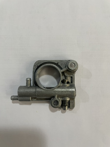 เครื่องปั๊มน้ำมัน CS350 CS-355T CS-360T เลื่อยโซ่สำหรับงานสวนแบบ CS2600อุปกรณ์ปั๊มน้ำมันแบบอะลูมิเนียม