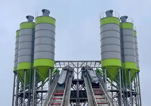 Zoomlion HZS120R เดิม (ถัง) 120m ผสมคอนกรีต3/H 4 * 100Ton ไซโลความสูง4เมตรสำหรับอุตสาหกรรมการก่อสร้าง