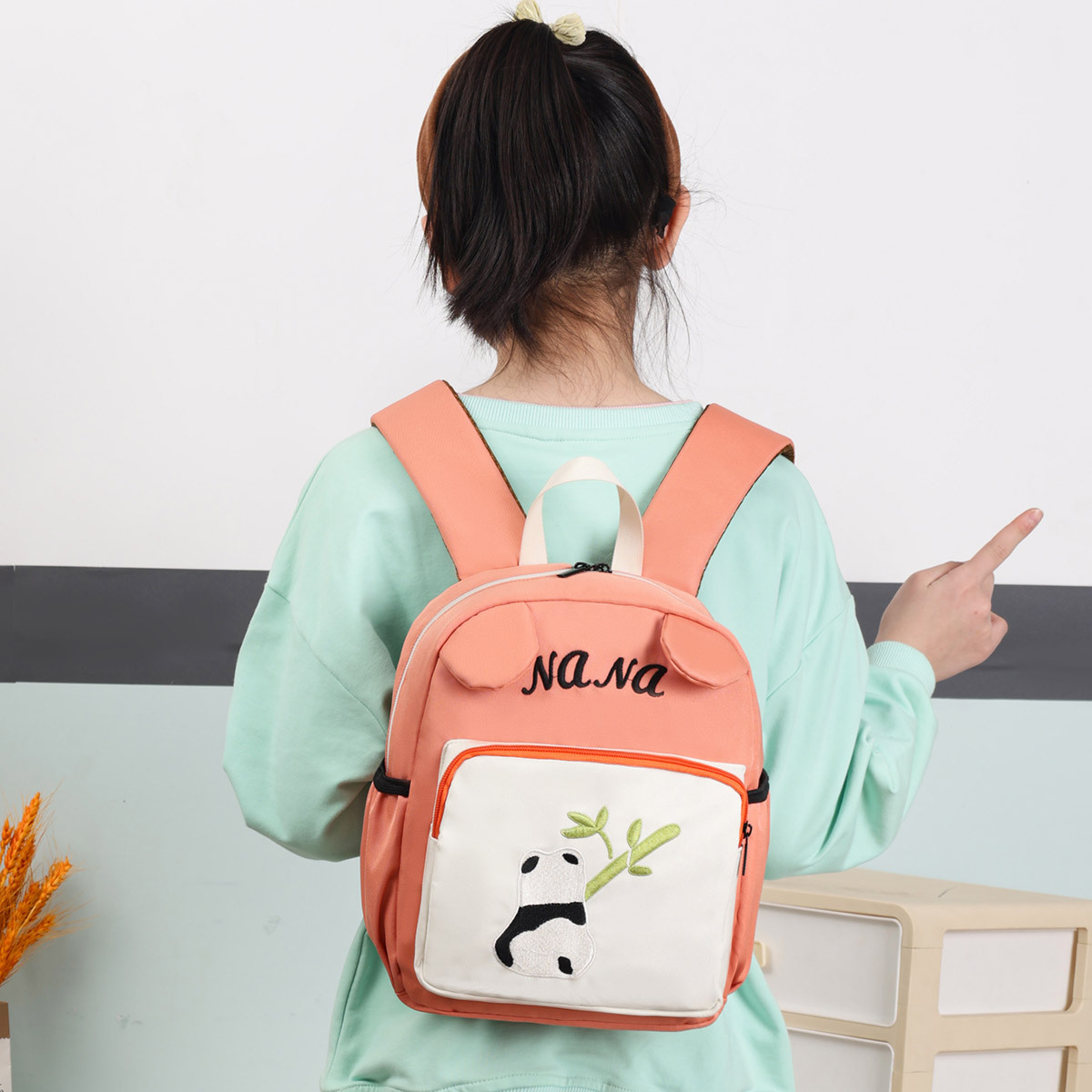 Panda en bambou rose