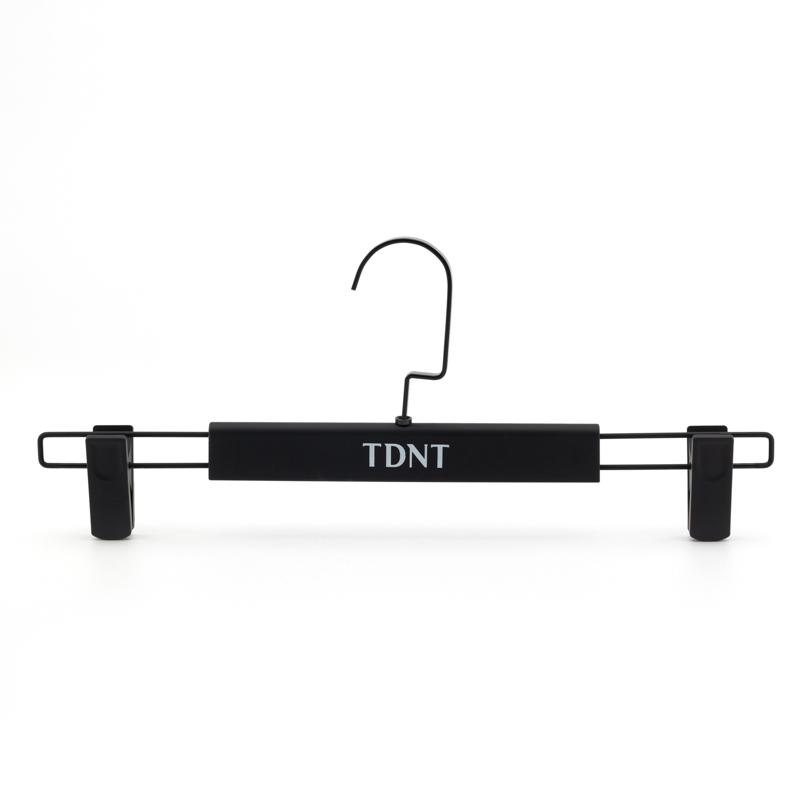 trouser hanger