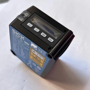 Originale DL50-P1123 malato Laser sensore di distanza nuovo magazzino 1047361 PLC Controller di programmazione con materiale plastico - Product Image 4