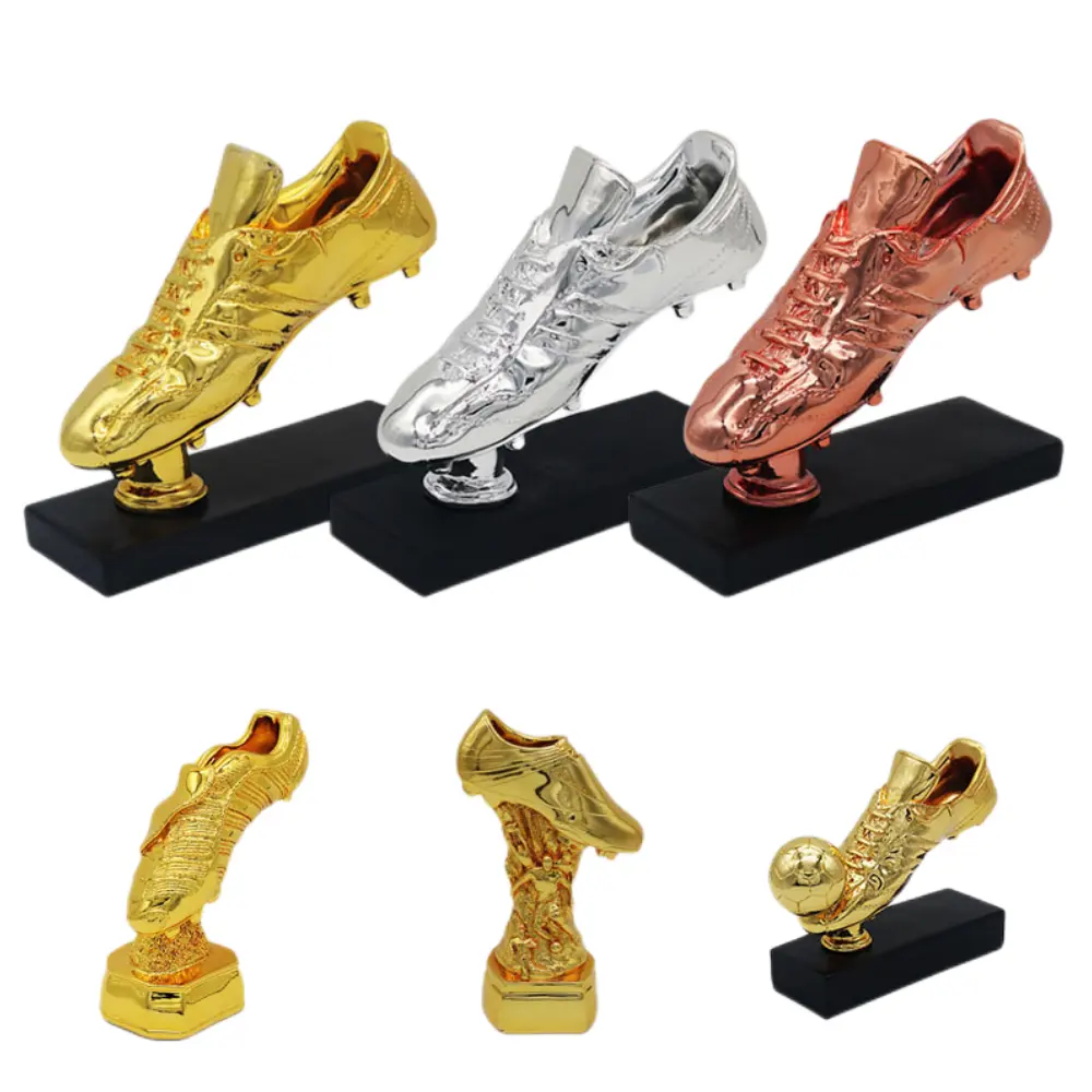 Tous les célèbres Champions de Football en résine, ballons de Football bon marché, chaussures dorées, botte