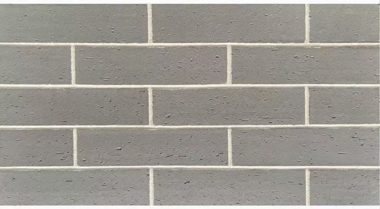 P017
