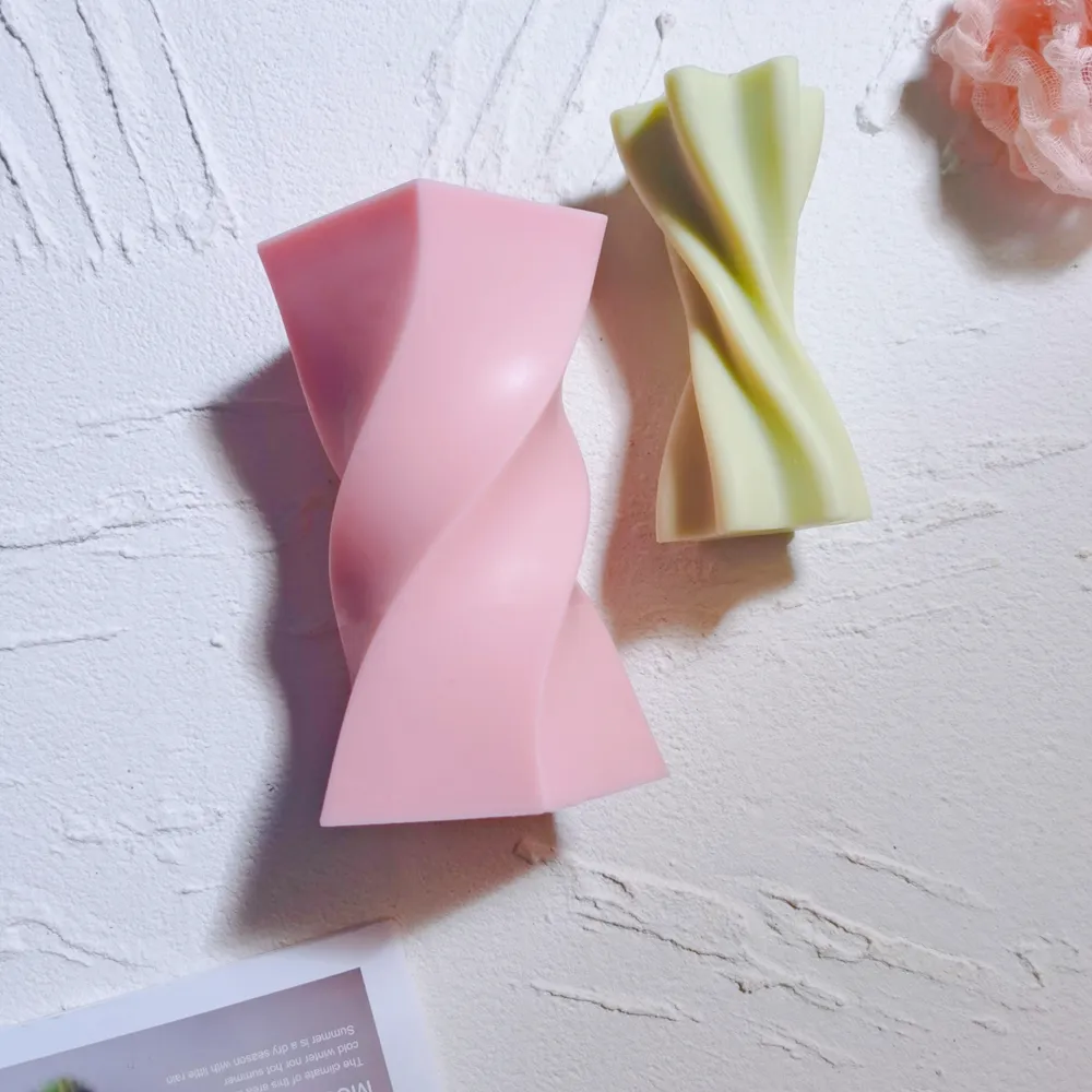 Geometric Curved Twirl Candle Mold Minimalist Aesthetic Unique Abstract Pillar Candles Silicone Mould