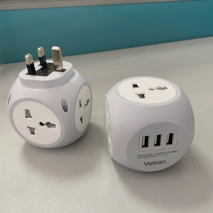 13A USB端口英国插头4通用插座立方体适配器，带3个USB a输出端口4个交流插座塑料电源插座产品名称