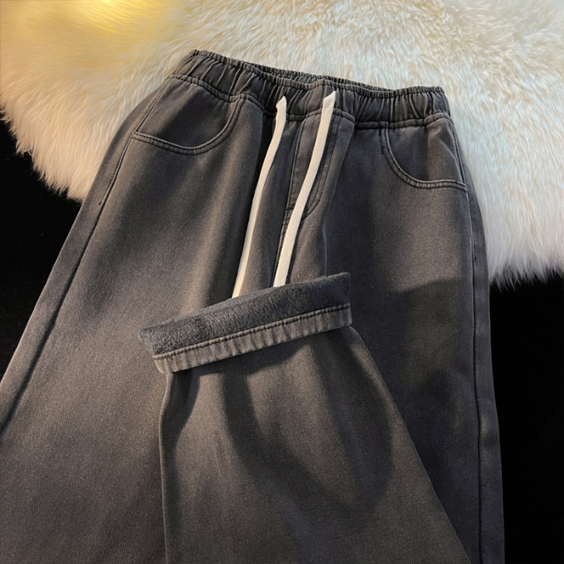 With fleece lining Gray