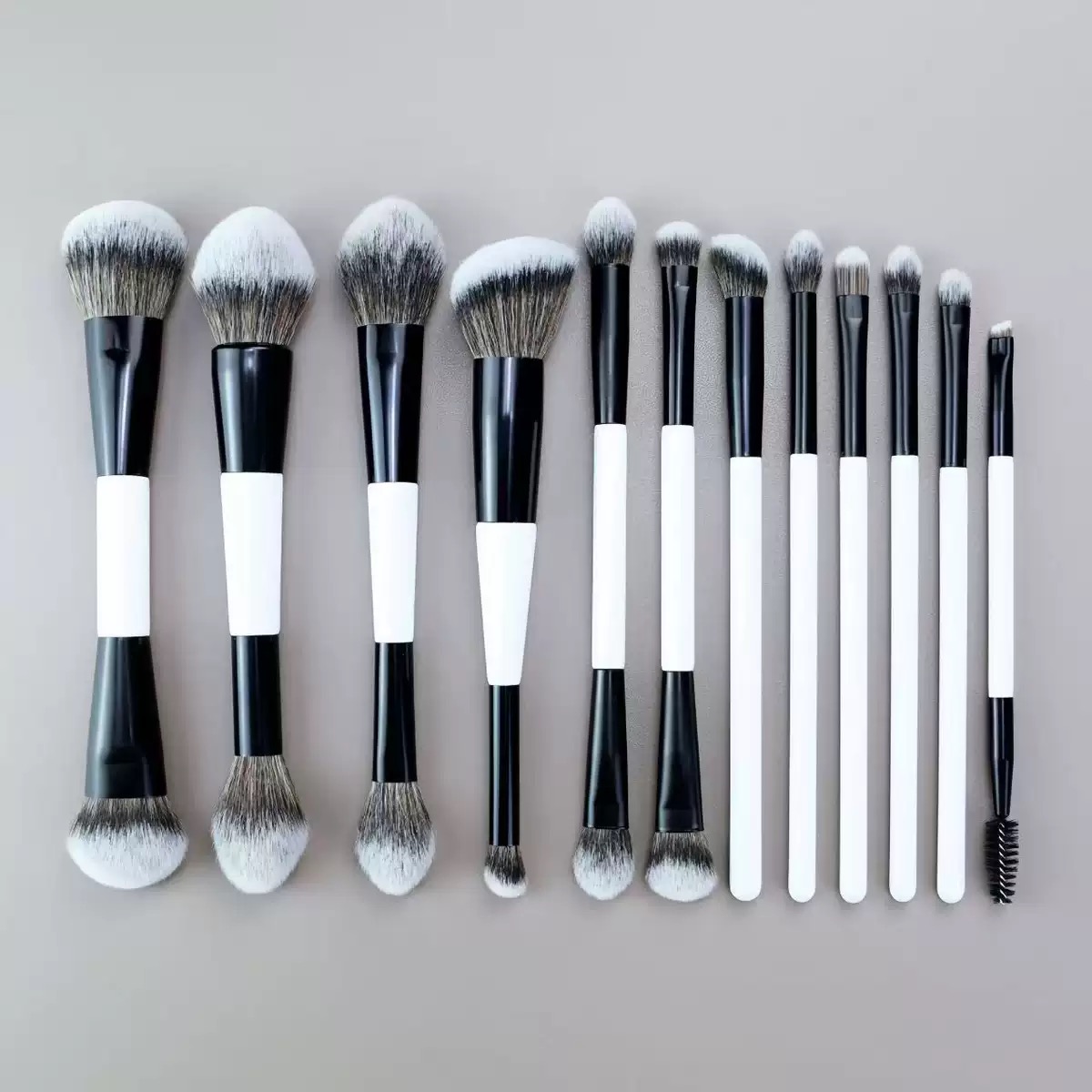 12 makeup set brushes