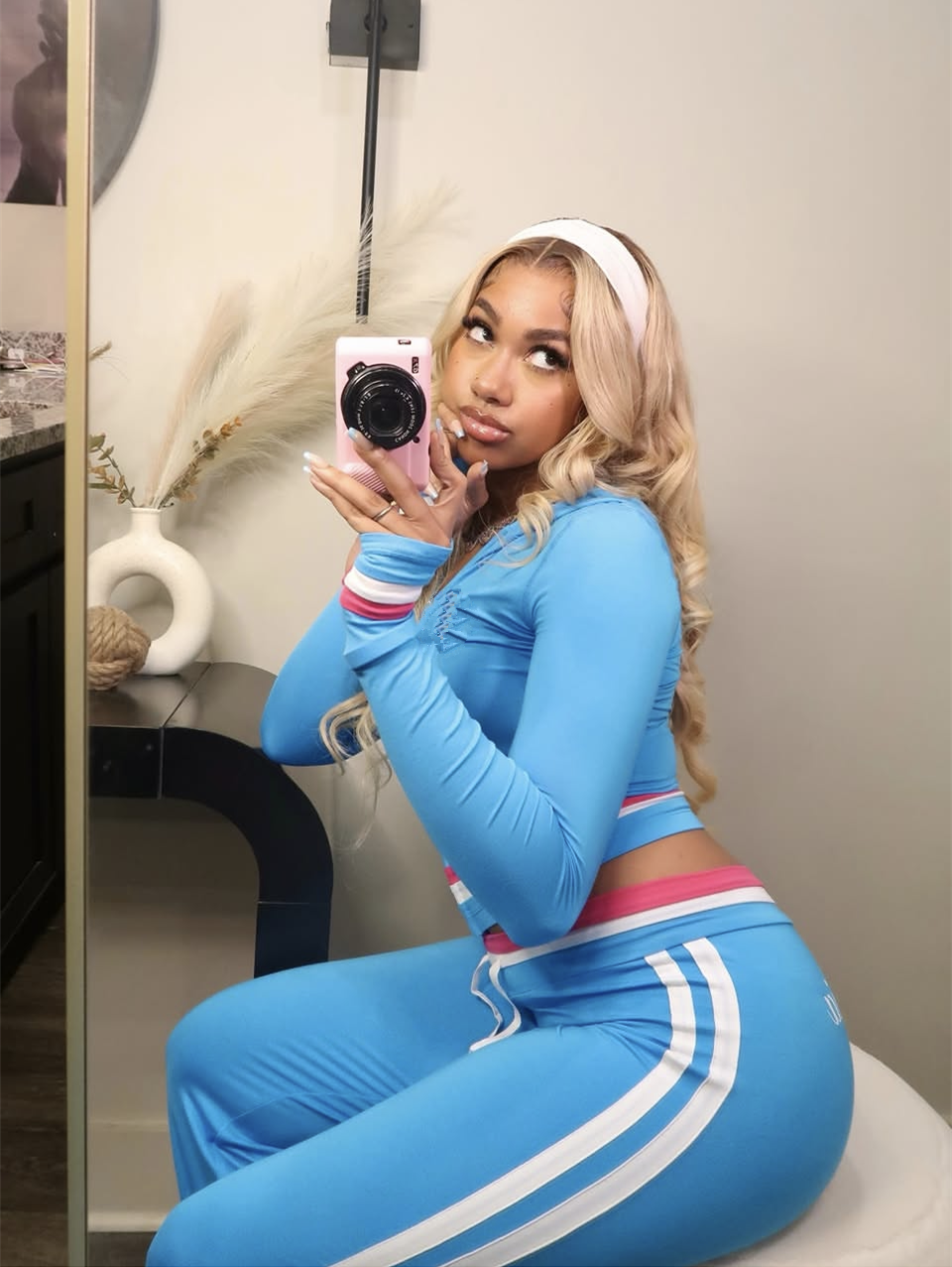 Azul