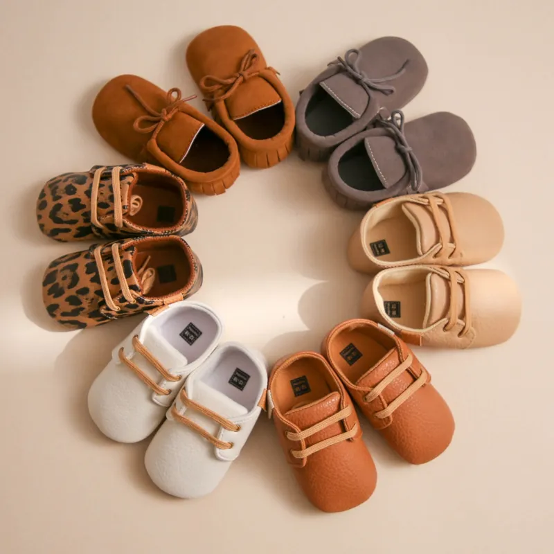 Yüksek kaliteli deri bebek bebek ayakkabısı moda özel el yapımı bebek ayakkabıları