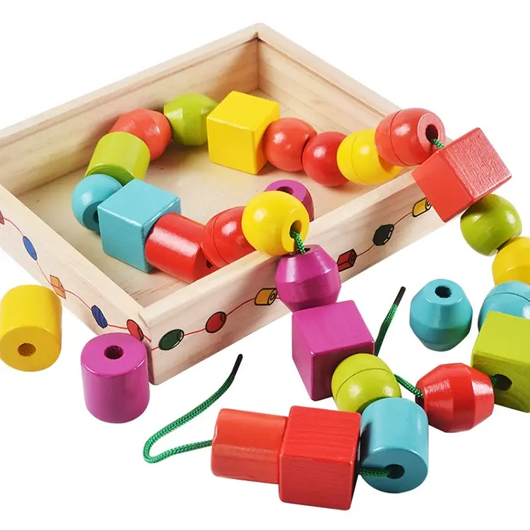 Di alta qualità colorato formazione formazione di blocco DIY in legno di allacciatura perline giocattoli Montessori corda di perline a forma di giocattolo per i bambini