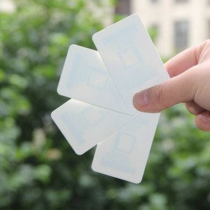 Free Samples of <strong>UHF</strong> Long Range Passive RFID Dog Bone Tags 46x20mm Size Chip Stickers <strong>Inlay</strong> 860~960MHz Frequency - Product Image 5