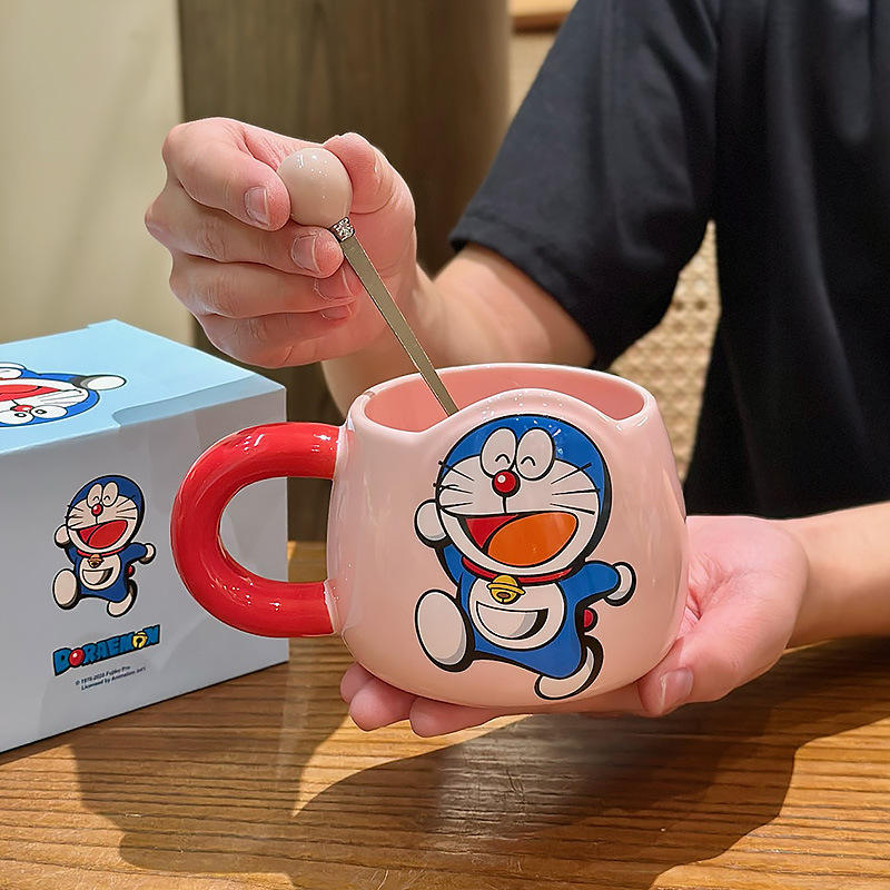 ช้อนสีชมพู