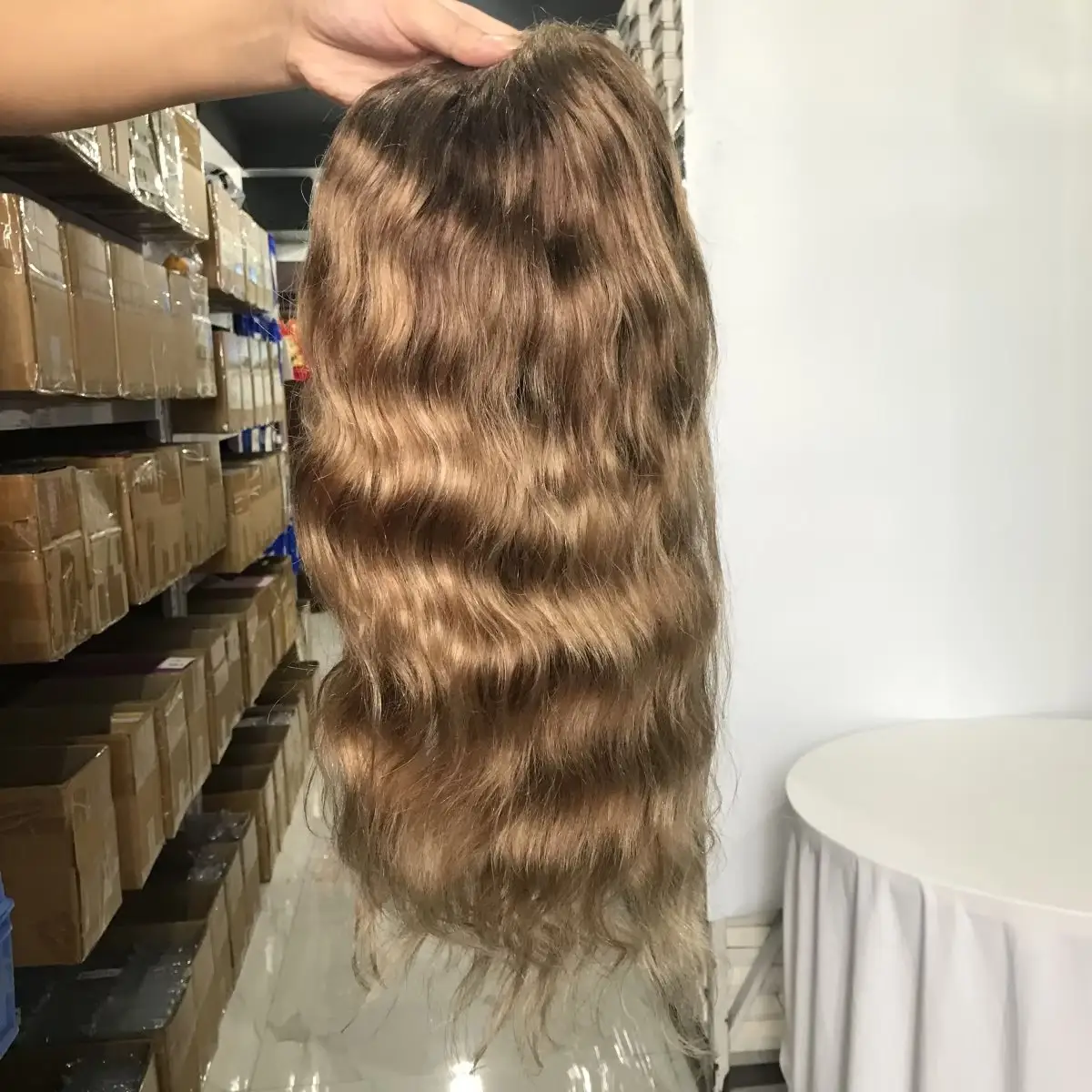 2023 Atacado Custom Top Europeu Cabelo Humano Fishnet Topper Blonde Color Clip In Hair Piece Topper Silk Base Toupee Para As Mulheres