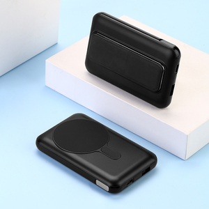22.5W Fast Charging Wireless Power Bank Digital Display High Capacity Magnetic Bracket <strong>Type</strong>-C <strong>Input</strong> Interface for Mobile <strong>Devices</strong> - Product Image 5