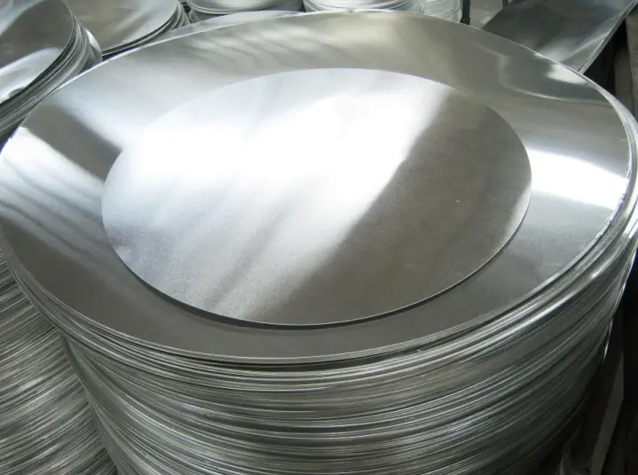 Aleación de círculo de aluminio de bajo precio 1050 1060 1100 7075 6061 5083 h112 T6 t651 Placa de hoja de discos redondos de aluminio para la venta