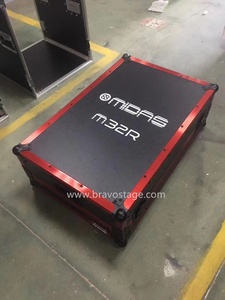 迈达斯<span class=keywords><strong>M32R</strong></span>带狗窝和轮子的实时混音器控制台的布拉沃混音器外壳 - Product Image 4