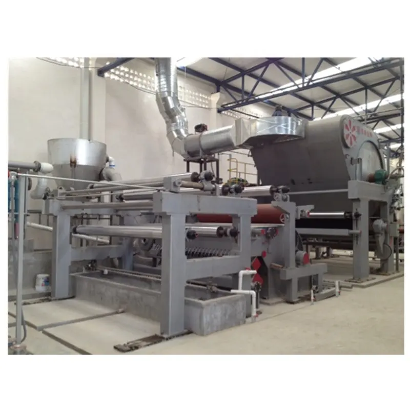 Machine à fabrication de papier hygiénique Type 1092, rouleau de papier toilette fabriqué au Shandong, usine de papier toilette