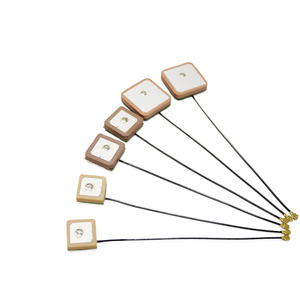 Tracker per veicoli con modulo ceramico attivo doppio modalità con sistema di navigazione Beidou GPS 28dbi ad alto guadagno con Antenna integrata - Product Image 3