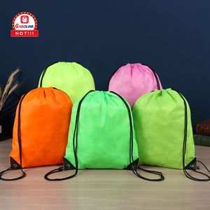 Paquete de saco de cuerda de dibujo profesional con diseñador de logotipo Bolsas de cordón de poliéster Mochila de cuerda personalizada - Product Image 4