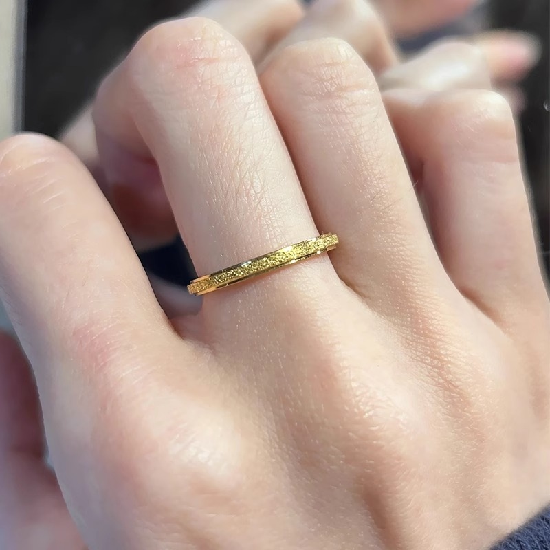 Gold-frosted