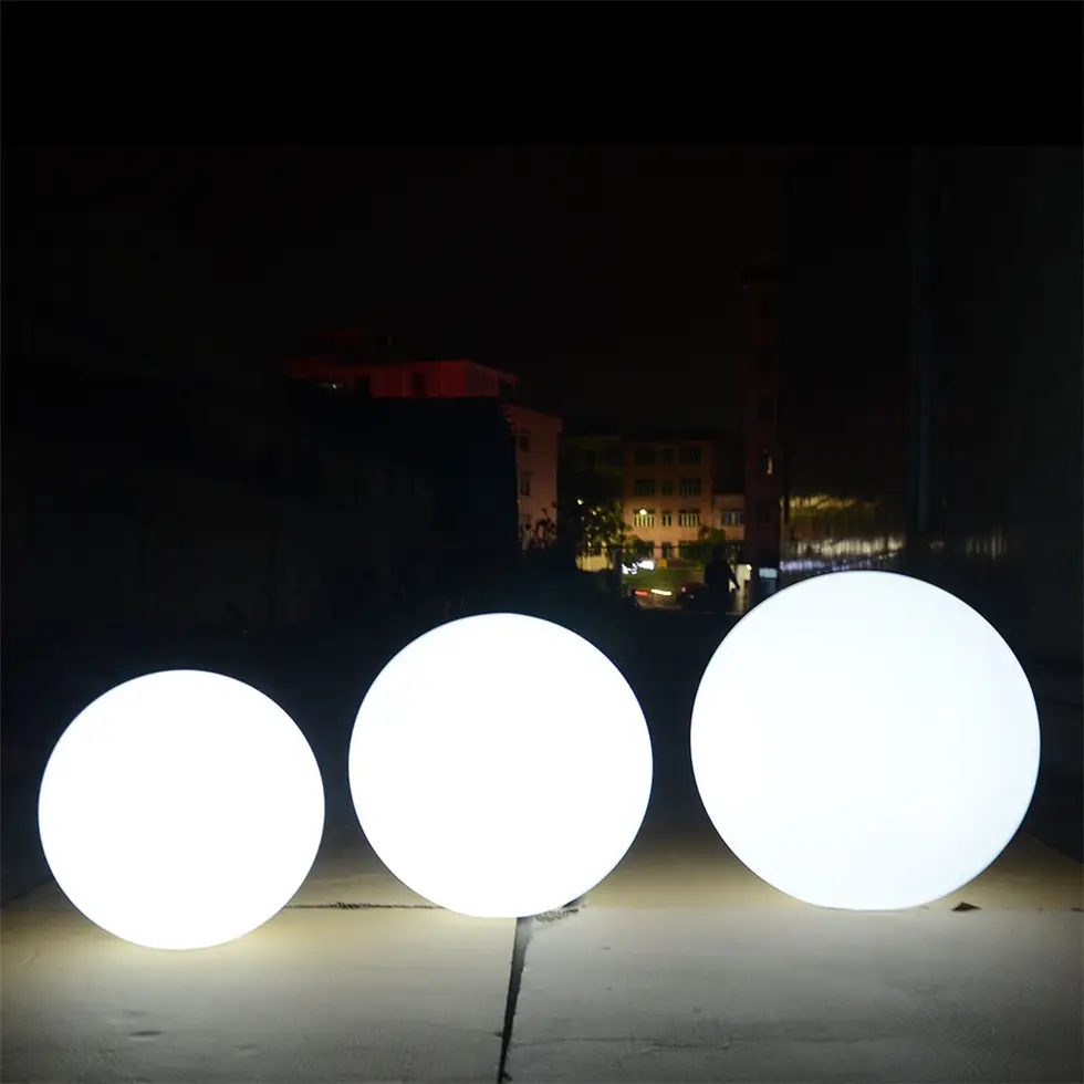 Chiara palla glob luce 30 centimetri/giardino Esterno glow impermeabile della sfera del led di plastica solare piscina galleggiante luce della sfera