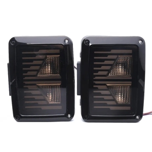 ไฟท้าย LED 9-32V รุ่นใหม่ K เลนส์สีควันสีแดง/เหลืองไฟ LED เบรคถอยหลังสำหรับ JEEP JK - Product Image 1