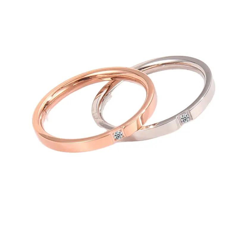 Ingrosso gioielli di moda squisita gioielli semplici anelli di rame ciondolo gemma 18K colore oro elegante zircone coppia anelli
