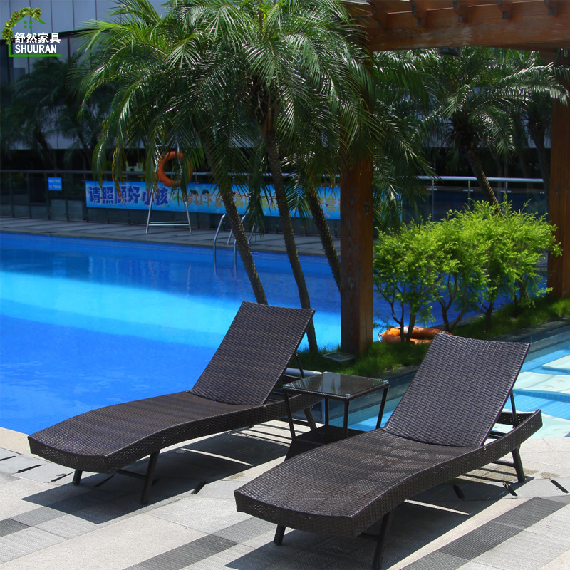 2 tumbonas + 1 mesa de centro - estructura de hierro