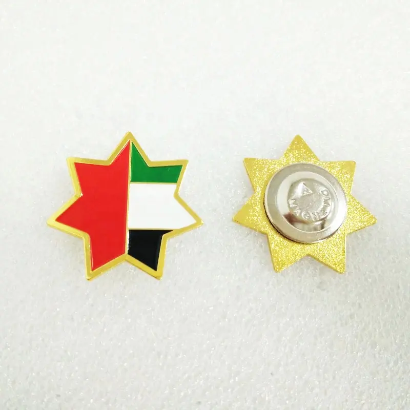 Nova chegada forma de estrela na bandeira dos Emirados Árabes Unidos cor metal distintivo magnético para AE Dubai 52 dia nacional 2024 nos Emirados Árabes Unidos