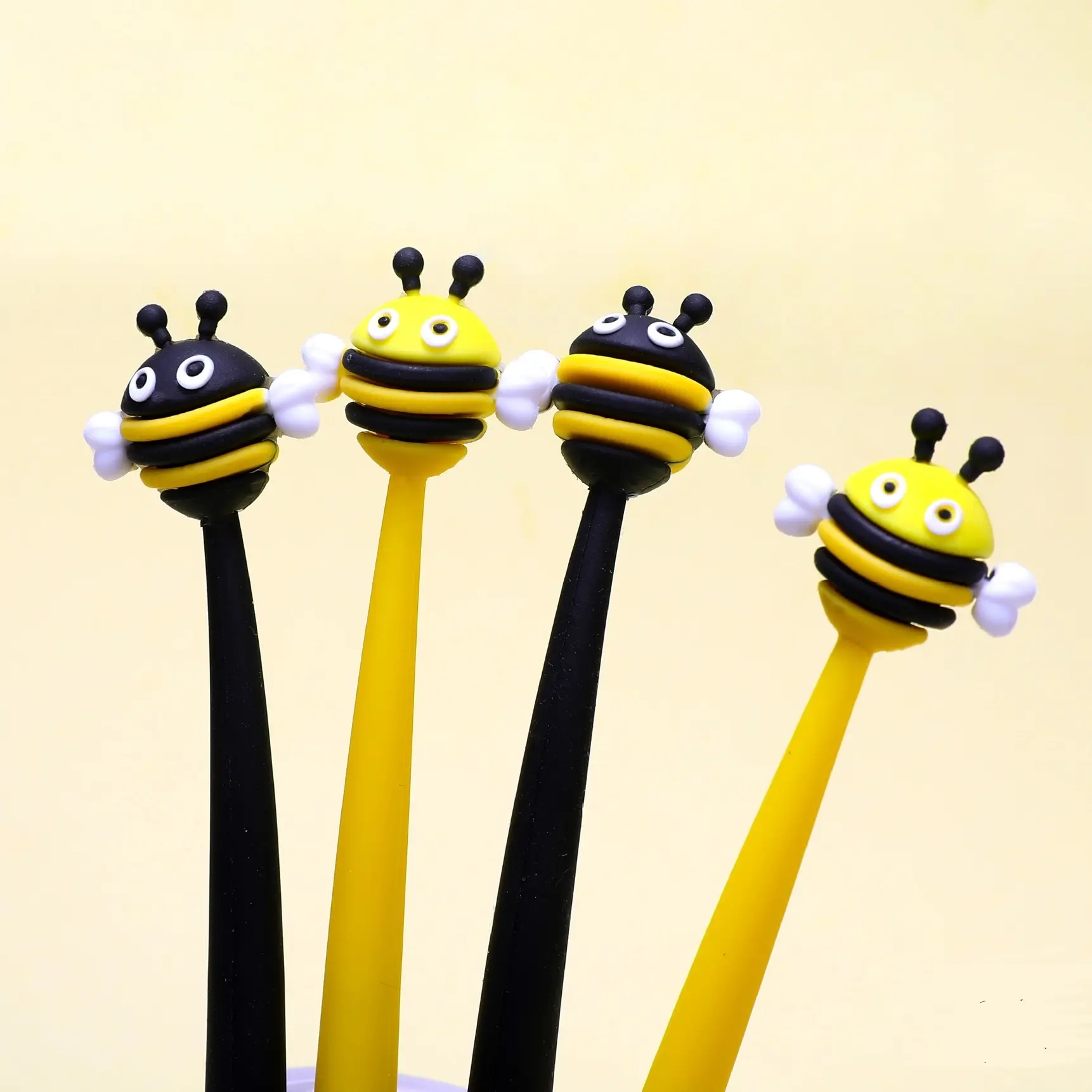 Stylo gel d'abeille en silicone mignon