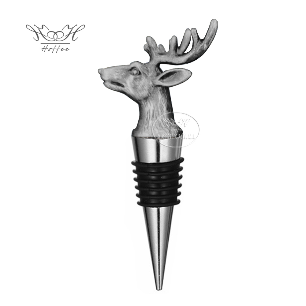 26. Petit cerf en étain antique