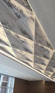 Prezzo di fabbrica materiale da costruzione composito in alluminio perforato facciata sistema di rivestimento del soffitto - Product Image 2