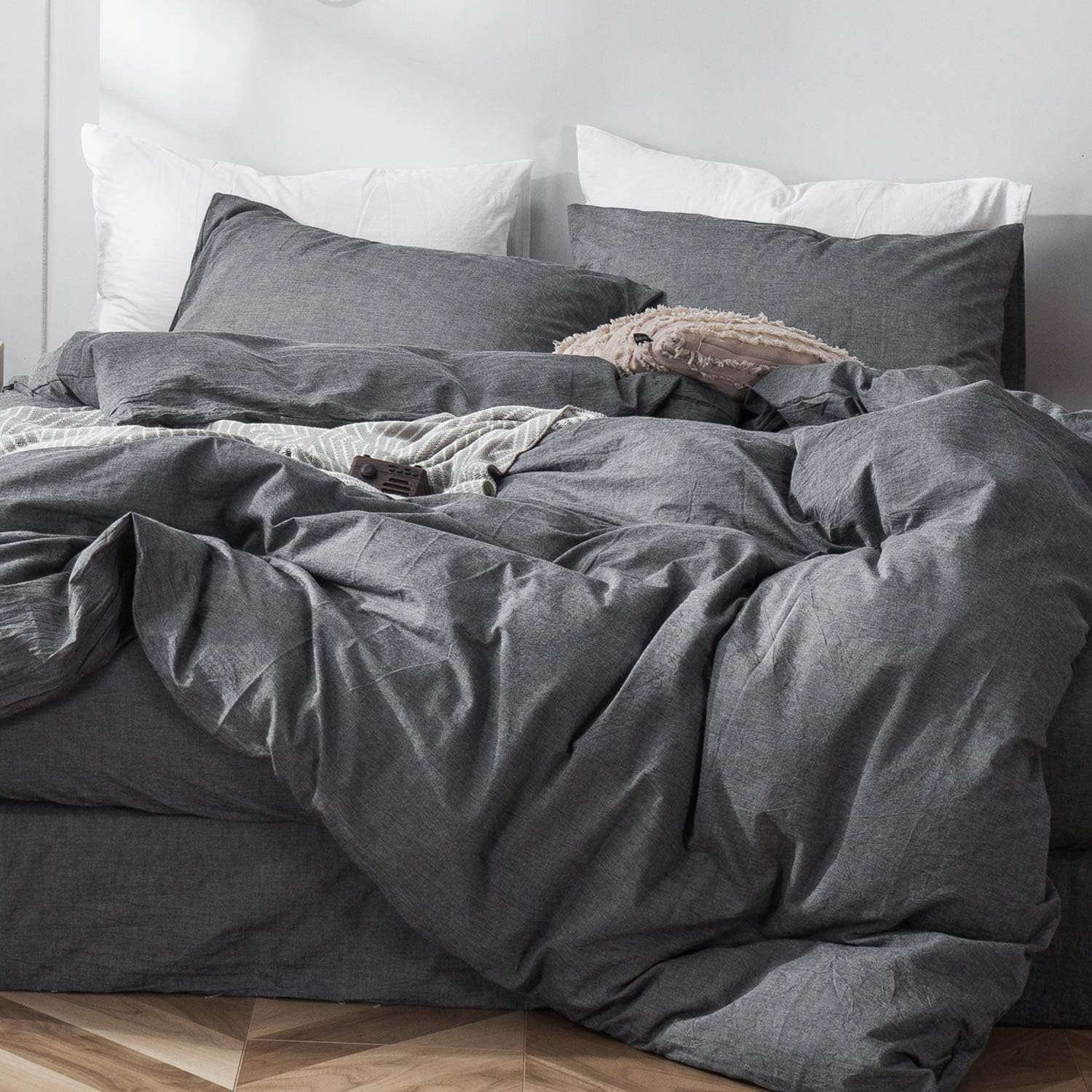 Gris foncé