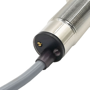 Sensor fotoeléctrico de cilindro DGKJ M18, sensor de reflexión difusa de alto rendimiento, distancia ajustable de 0-30cm - Product Image 3
