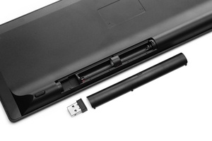 OEM超薄2.4G无线键盘，内置触摸板78键无线BT键盘，用于mac/pc/ipad - Product Image 6